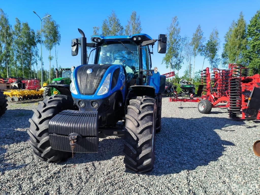 New Holland T 7.230 Tratores Agrícolas usados