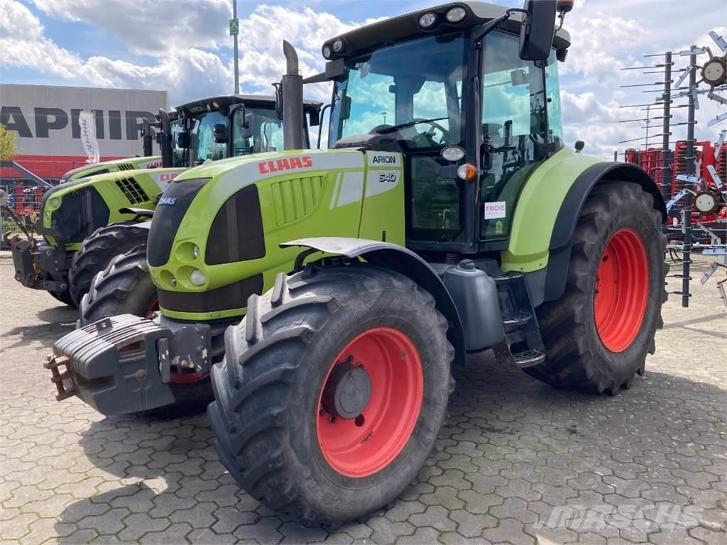 CLAAS Arion 640 Tratores Agrícolas usados