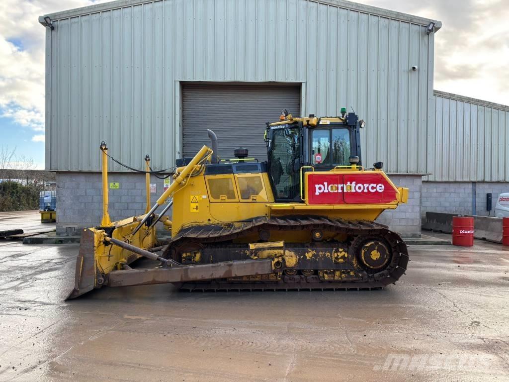 Komatsu D65PX-18E0 Dozers - Tratores rastos