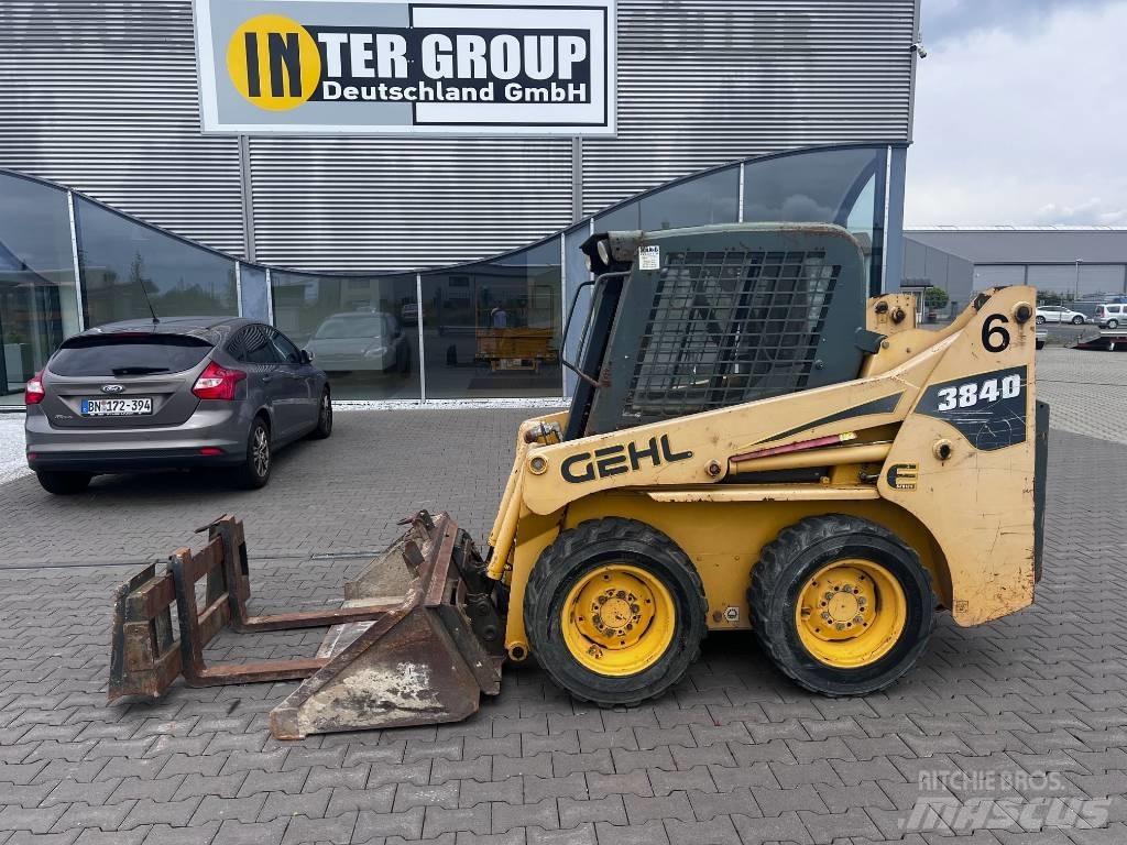 Gehl 3840 E Carregadoras de direcção deslizante