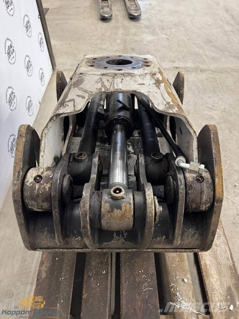Valmet / Komatsu G36 Garras