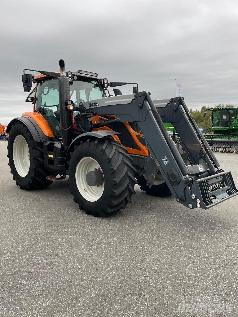 Valtra T 174 Tratores Agrícolas usados