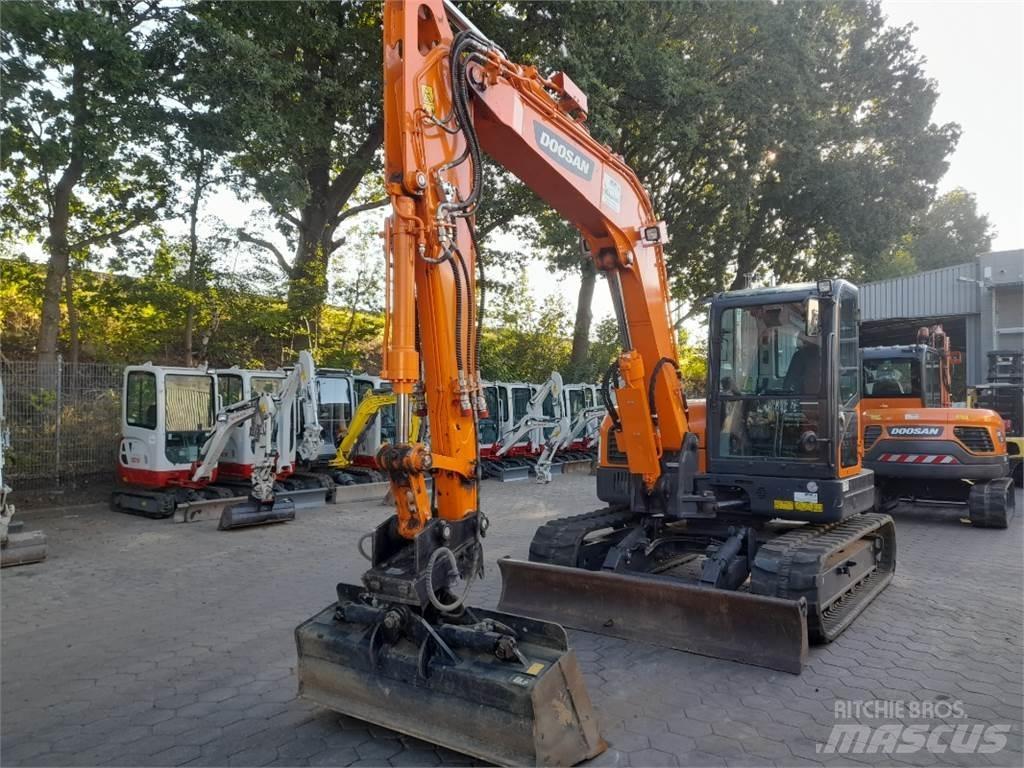 Doosan DX85R-3 Escavadoras Midi 7t - 12t