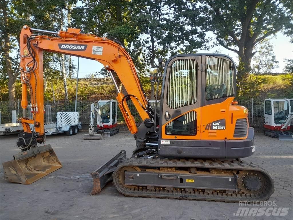 Doosan DX85R-3 Escavadoras Midi 7t - 12t