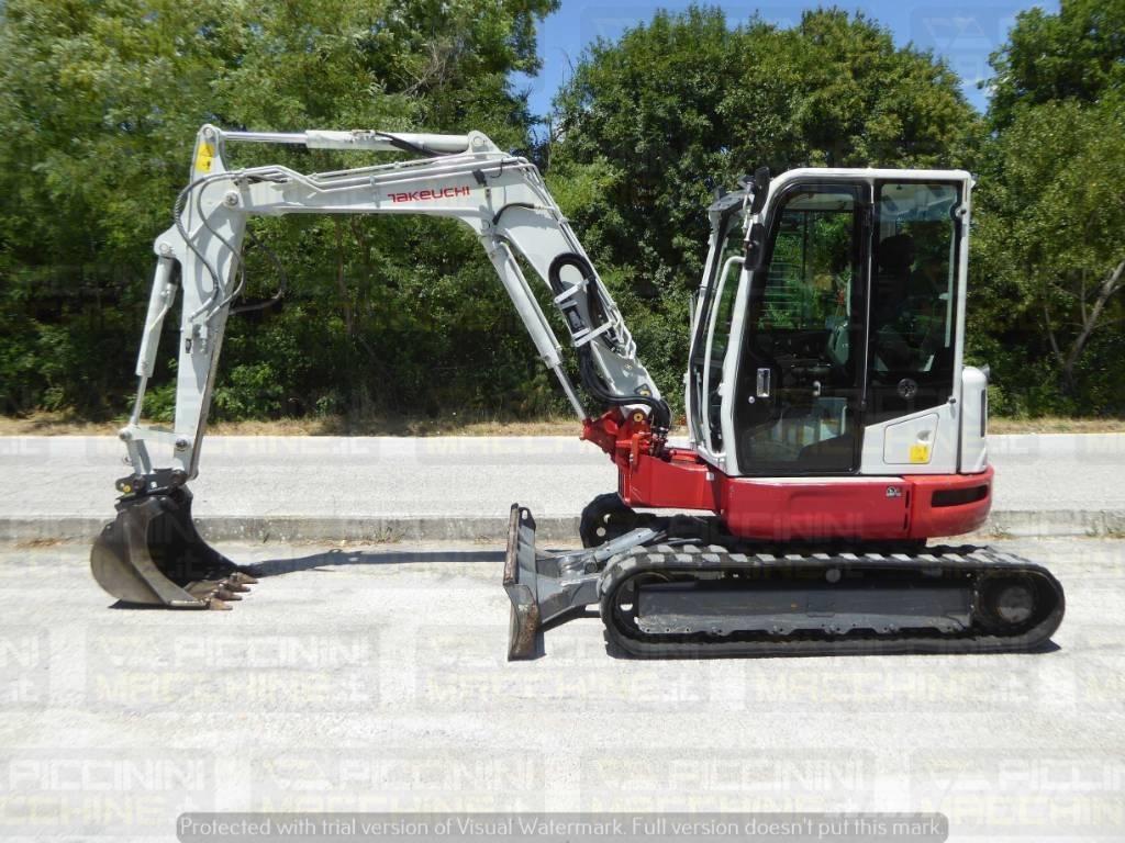 Takeuchi TB257FR Mini Escavadoras <7t
