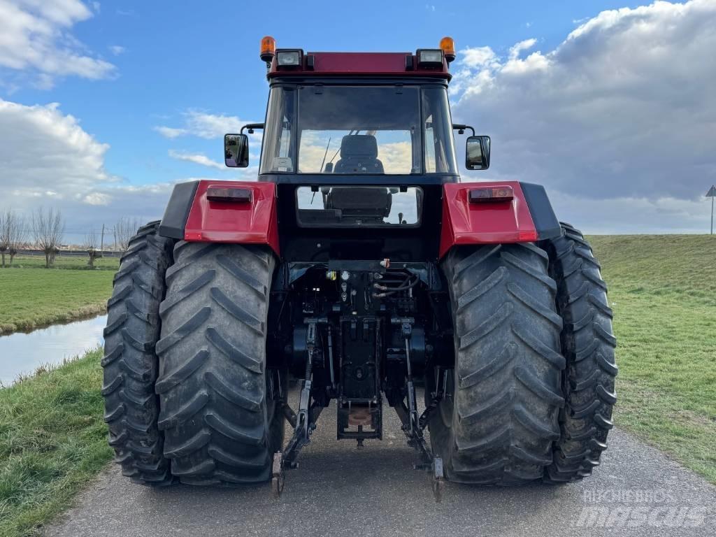 Case IH 1255 XL Tratores Agrícolas usados