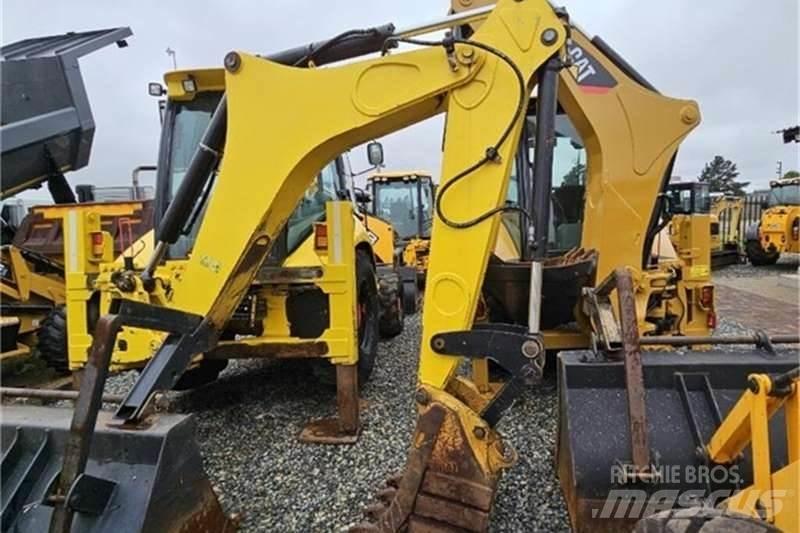 CAT 422E TLB Retroescavadoras