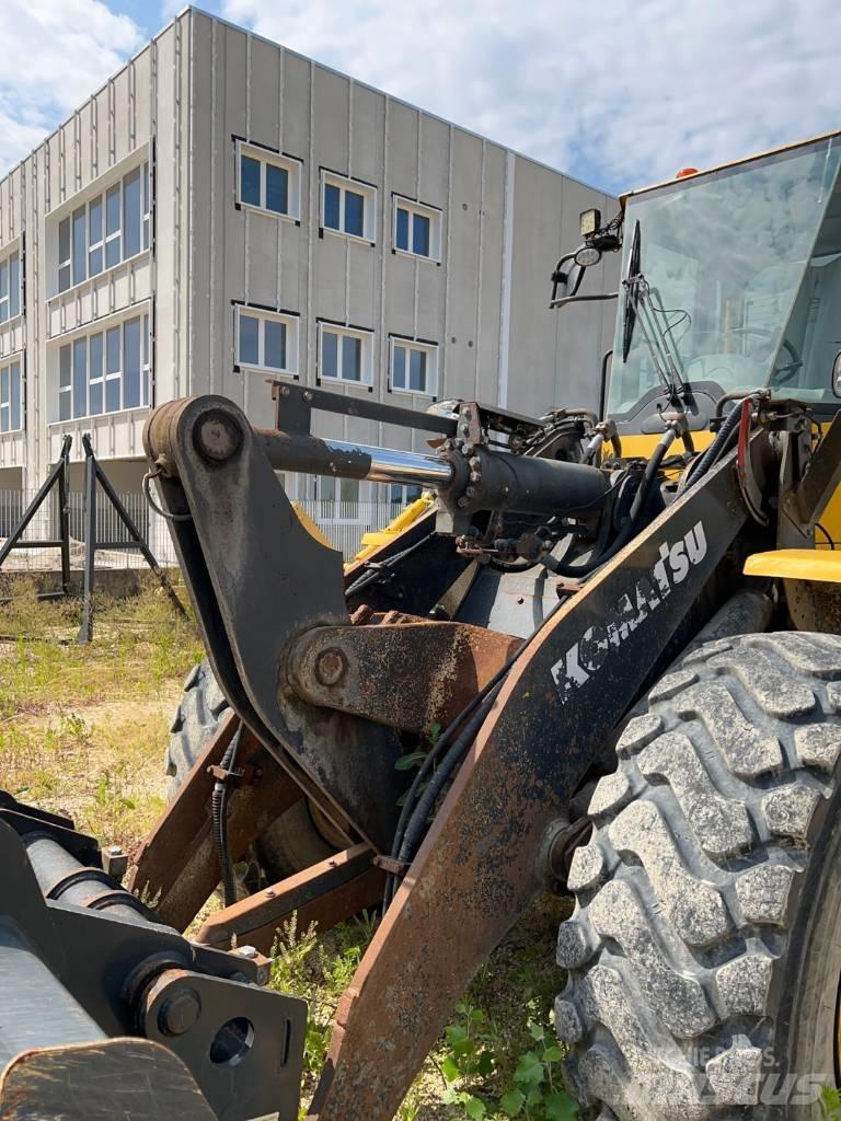 Komatsu WA 250 PZ-6 Pás carregadoras de rodas