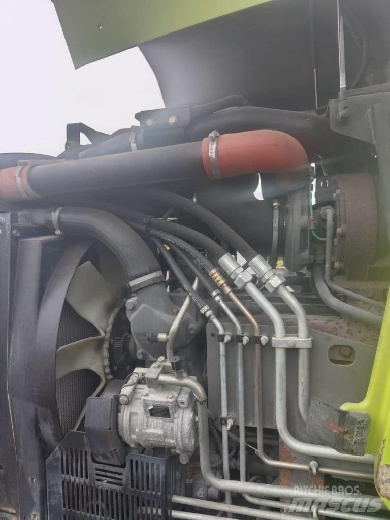 CLAAS Arion 630 Tratores Agrícolas usados