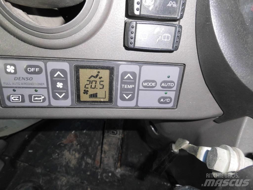 Hitachi ZW 180 Pás carregadoras de rodas