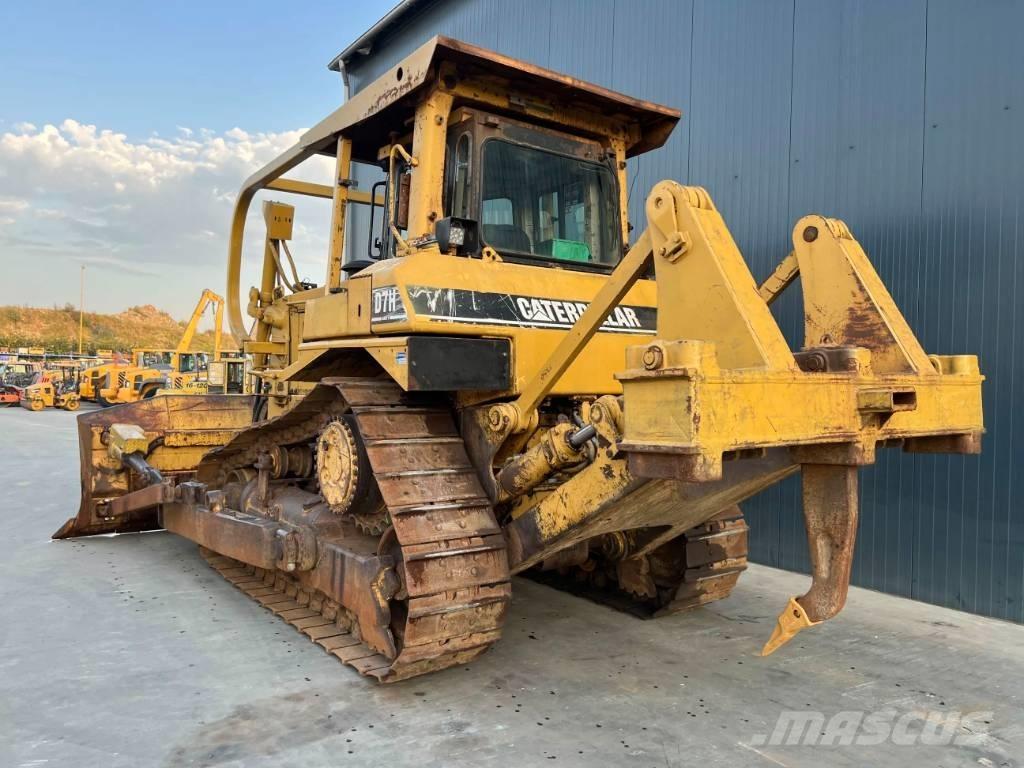 CAT D7H Dozers - Tratores rastos