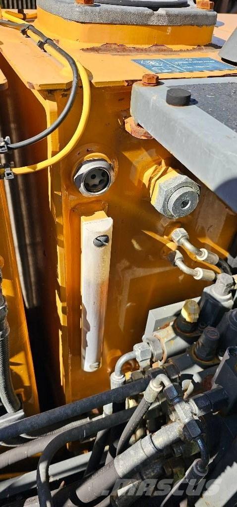 Liebherr LH 22 M Manipuladores de resíduos / indústria