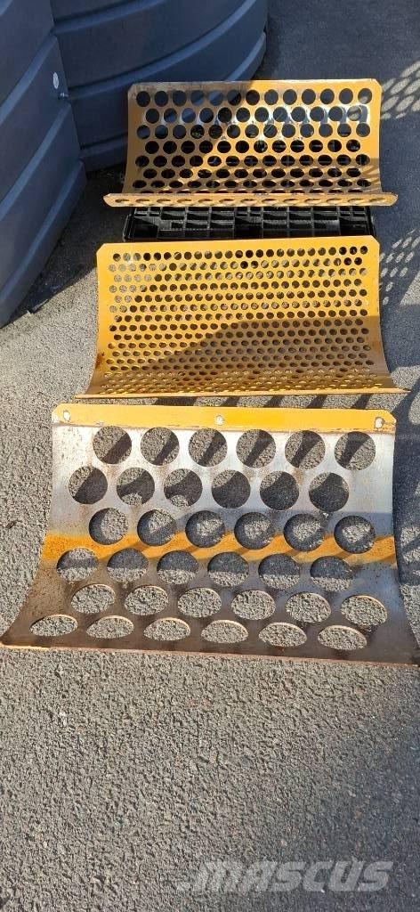 Haybuster H-835 Cortadores, moinhos e desenroladores de fardos