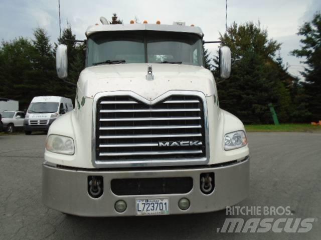 Mack CXU 613 Tractores (camiões)
