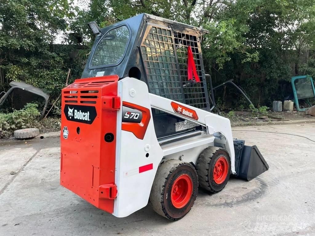 Bobcat S70 Carregadoras de direcção deslizante