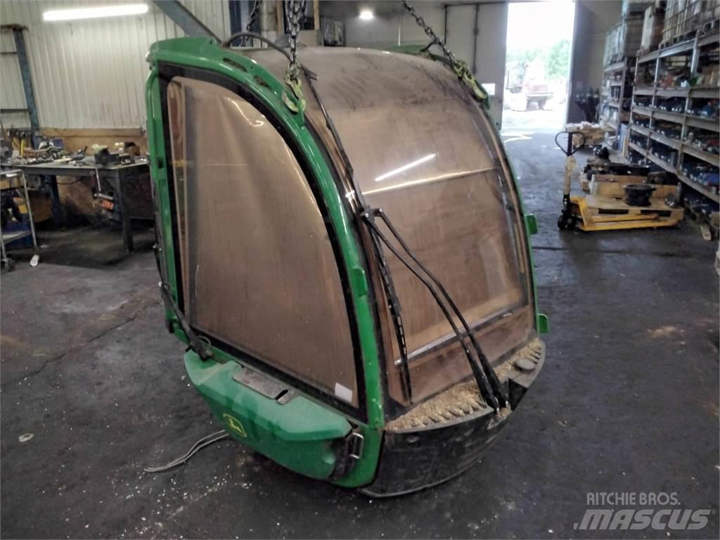 John Deere 1470G Cabines e interior