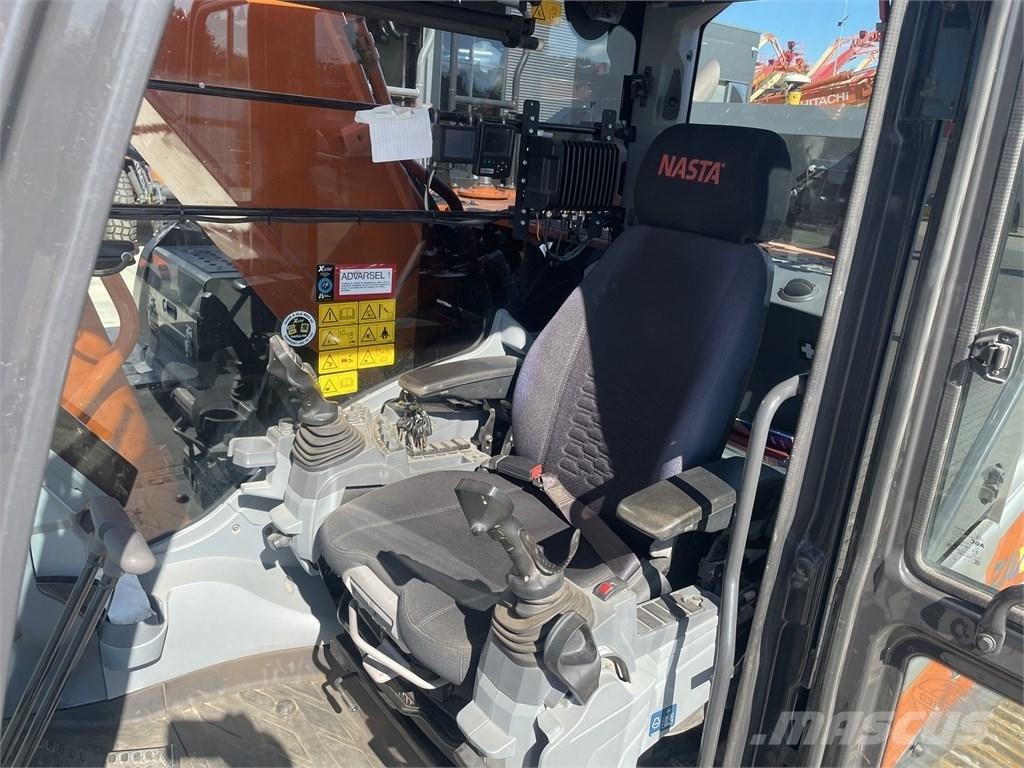 Hitachi ZX 300 LC-7 Escavadoras de rastos