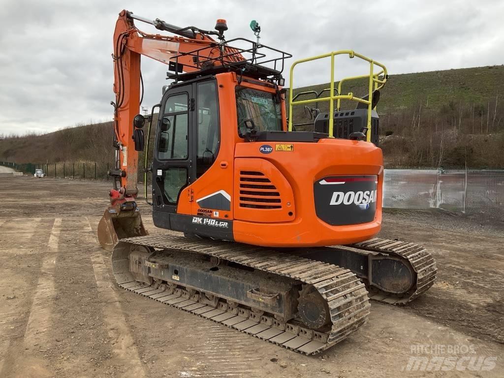 Develon DX140LCR-7 Escavadoras de rastos