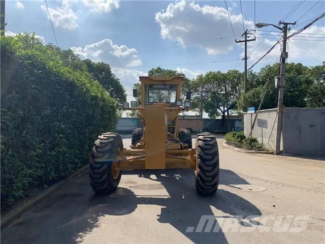 CAT 140K Motoniveladoras