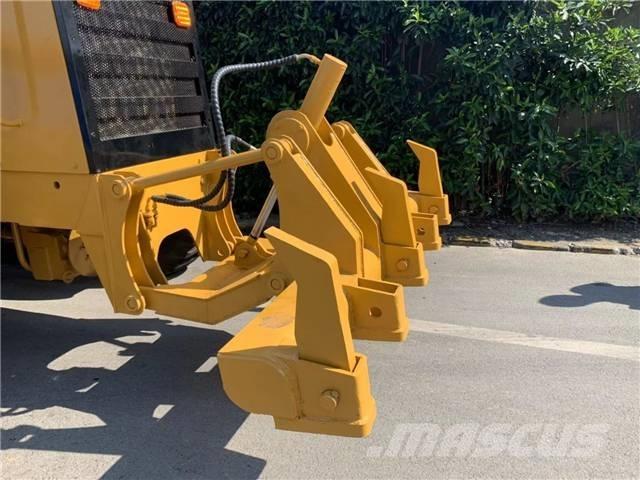 CAT 140K Motoniveladoras