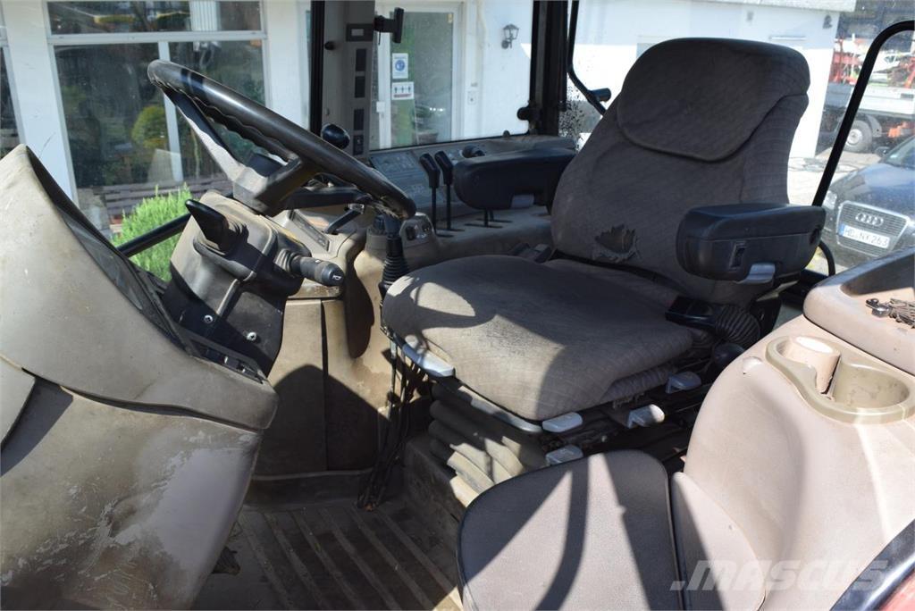 Case IH MXM 130 Tratores Agrícolas usados