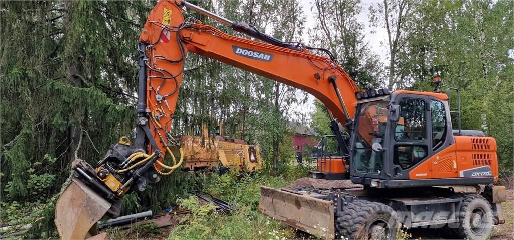 Doosan DX170W Escavadoras de rodas