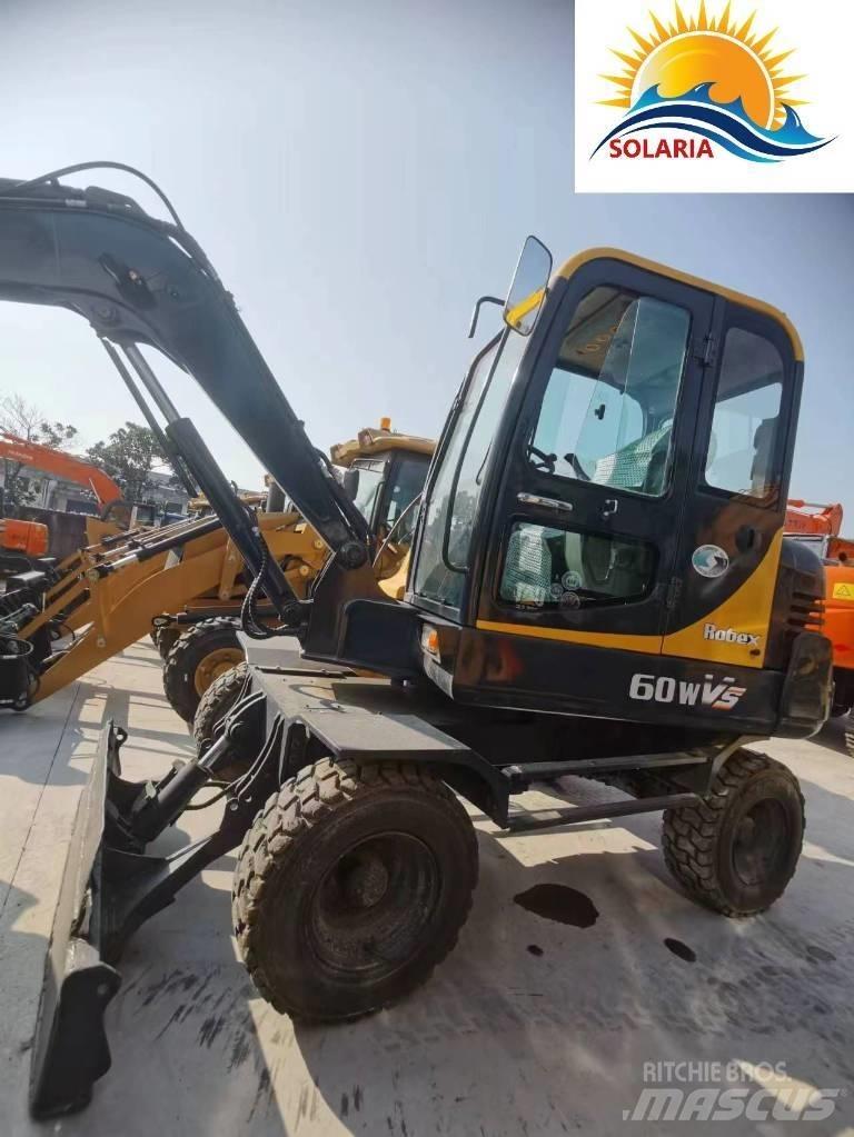 Hyundai R60W vs Mini Escavadoras <7t