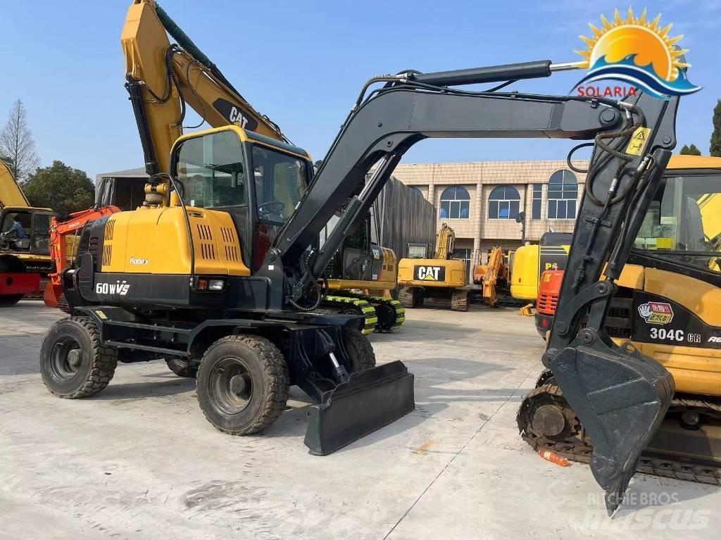 Hyundai R60W vs Mini Escavadoras <7t
