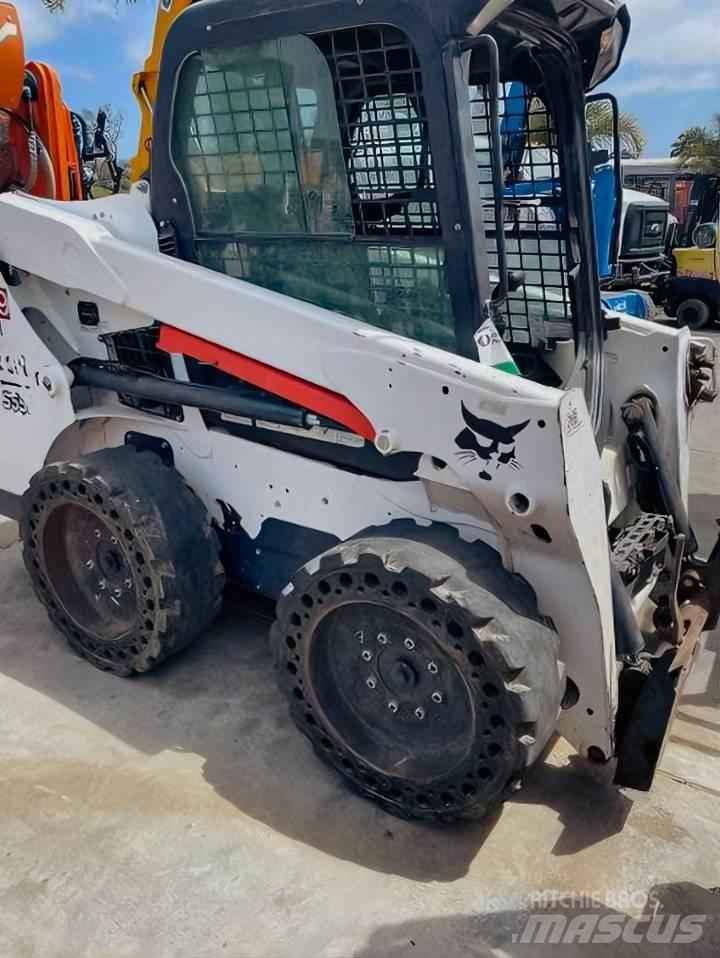 Bobcat S 550 Carregadoras de direcção deslizante