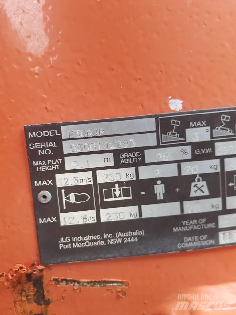 JLG E300 AJP Elevadores braços articulados