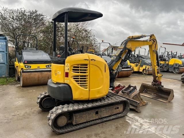 Komatsu PC 26 MR-3 Mini Escavadoras <7t