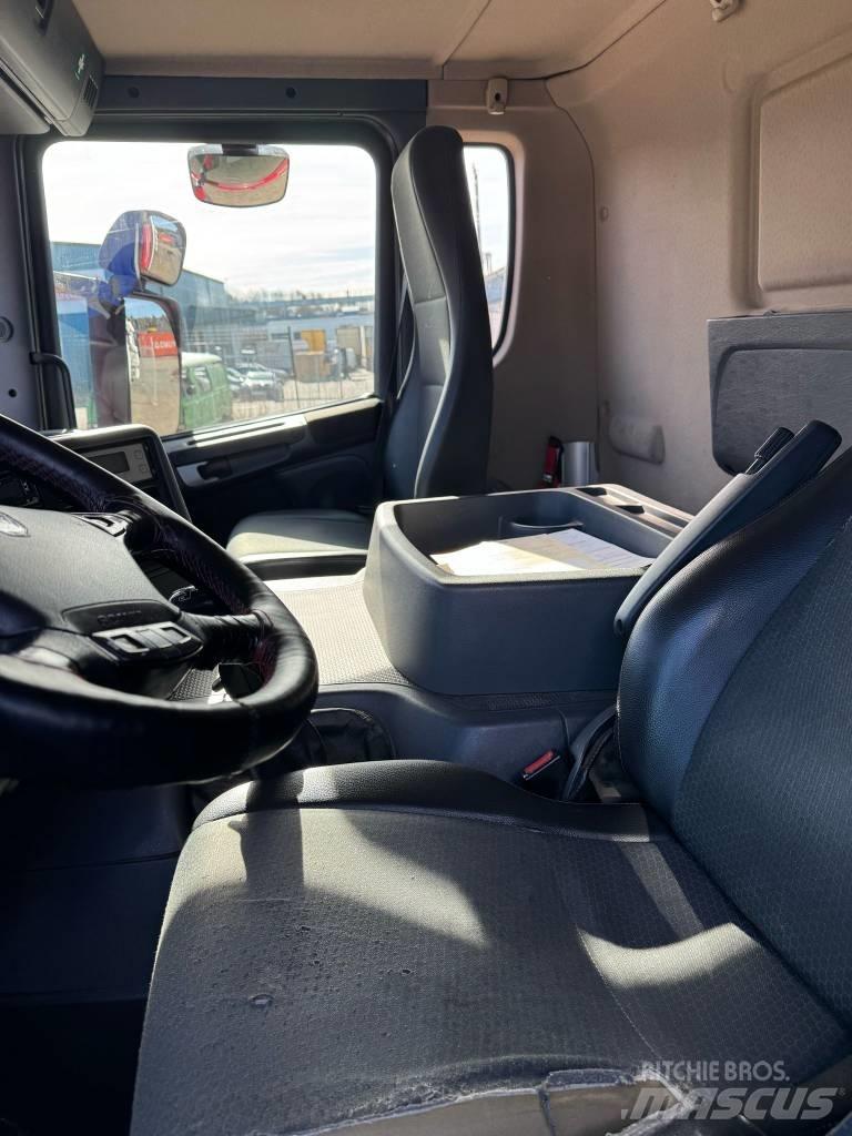 Scania P 280 Camiões caixa temperatura controlada