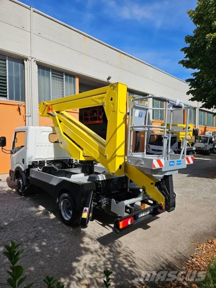 Palfinger P 200 A Plataformas aéreas montadas em camião