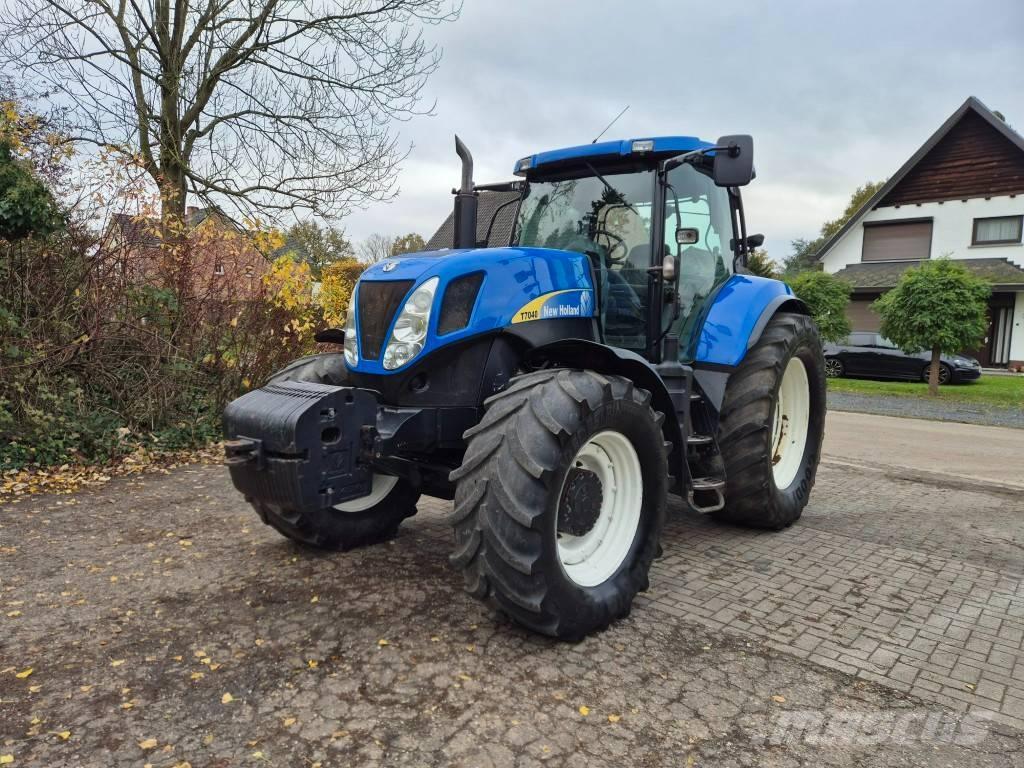 New Holland T 7040 Tratores Agrícolas usados
