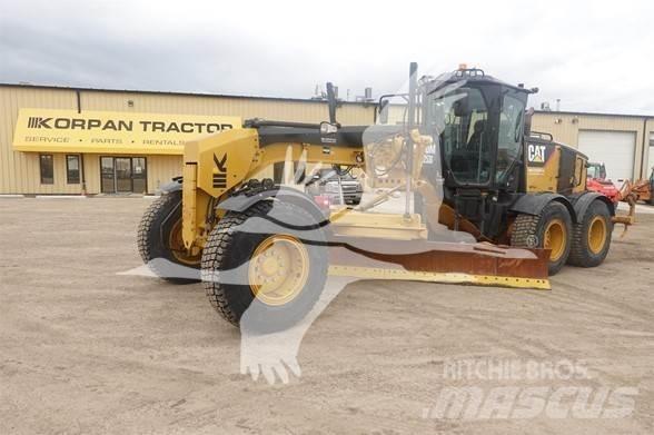 CAT 140M Motoniveladoras