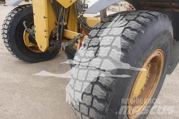 CAT 140M AWD Motoniveladoras