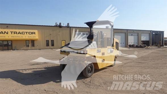 CAT PS-150C Cilindros Compactadores de pneus
