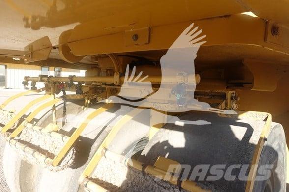 CAT PS-360C Cilindros Compactadores de pneus