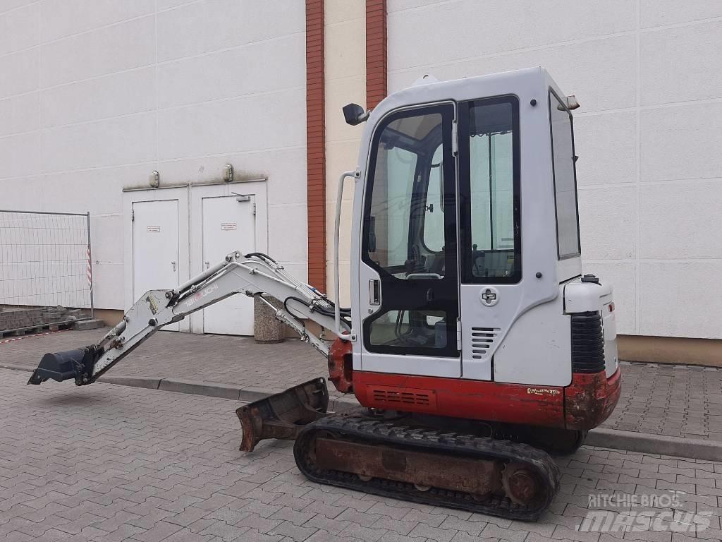 Takeuchi TB016 Mini Escavadoras <7t