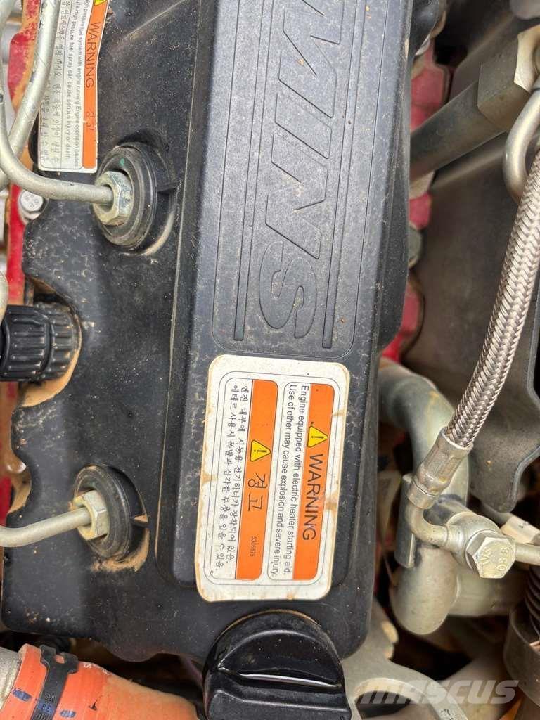 Hyundai HC130ALCR Escavadoras especiais