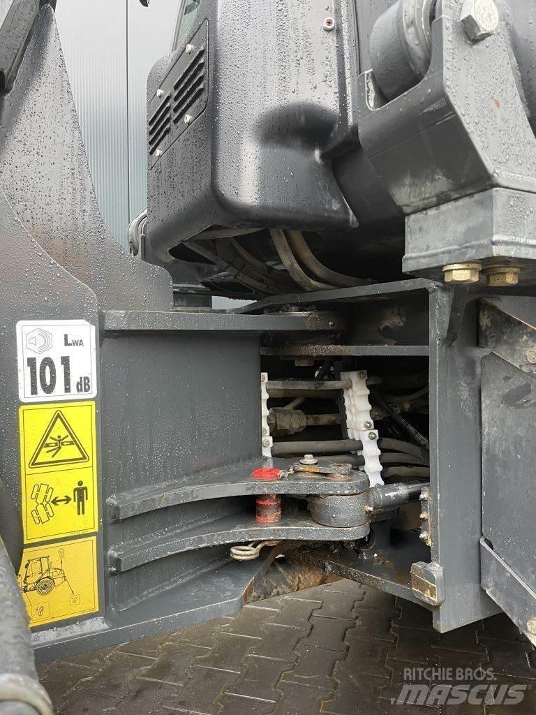 Komatsu WA80-6 Pás carregadoras de rodas