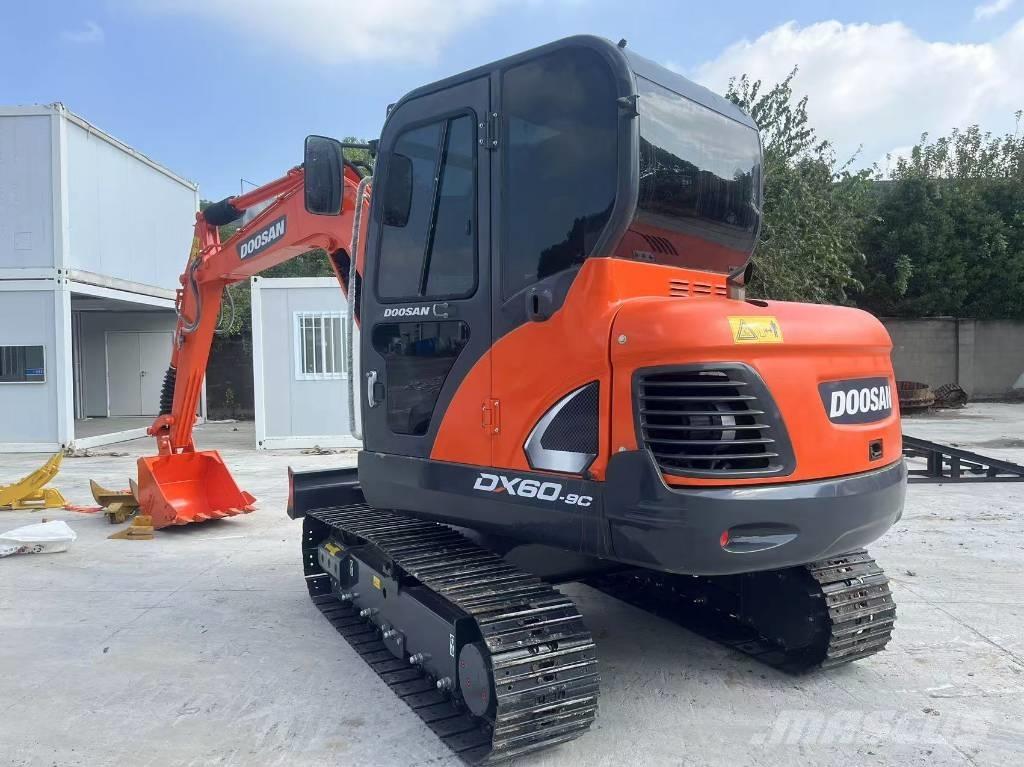 Doosan DX 60-9 C Escavadoras de rastos