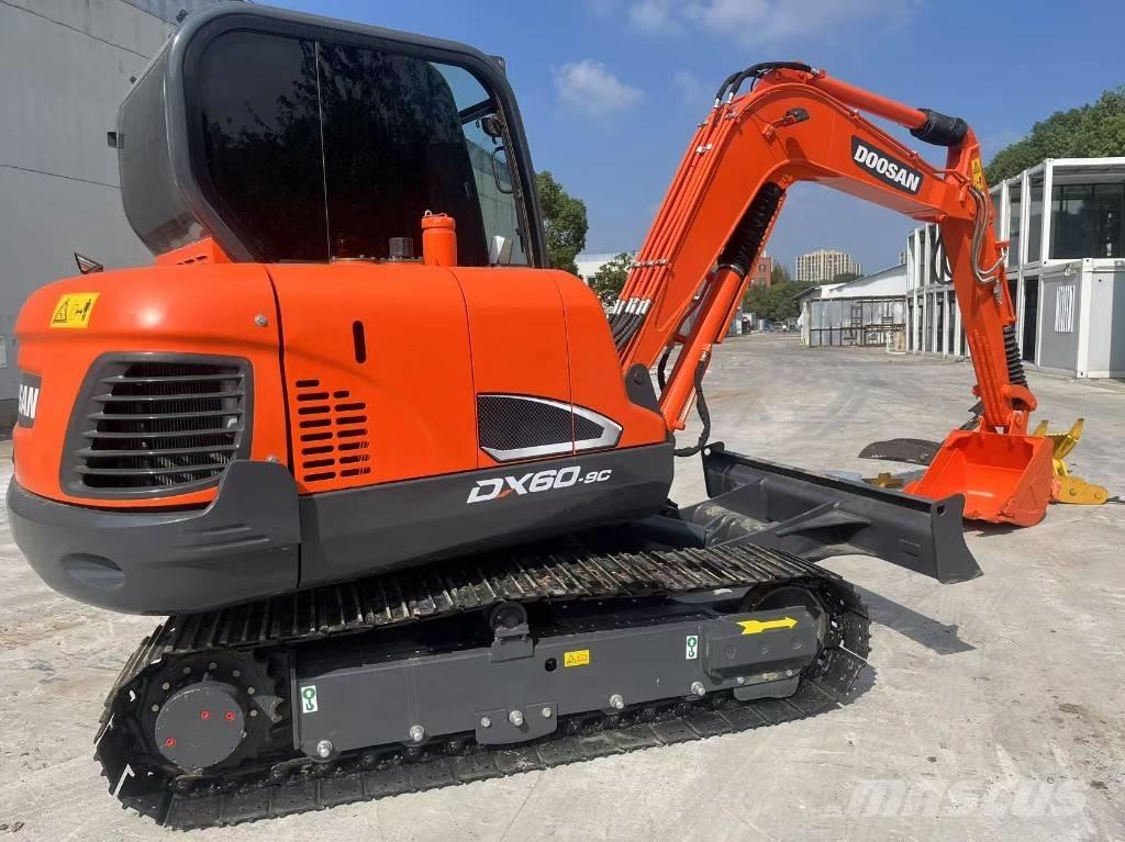 Doosan DX 60-9 C Escavadoras de rastos