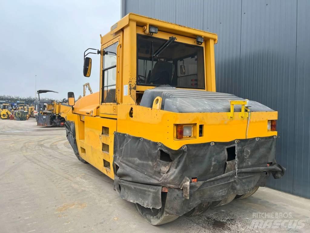 CAT PS300B Cilindros Compactadores de pneus
