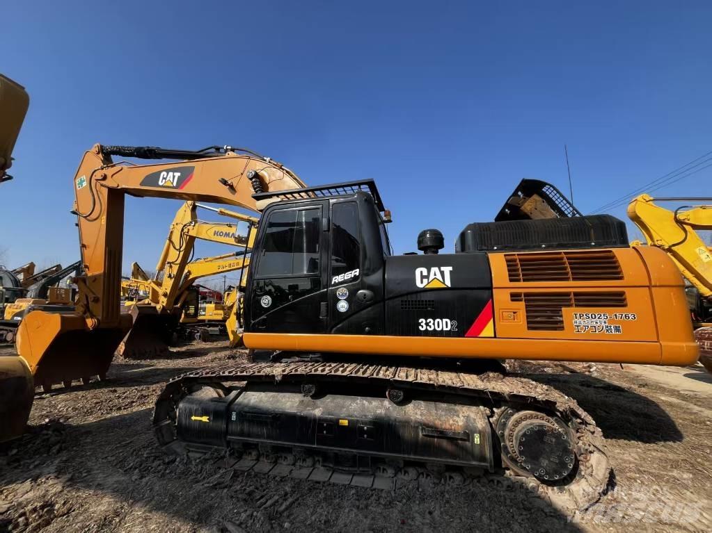 CAT CAT330D2 Escavadoras Midi 7t - 12t