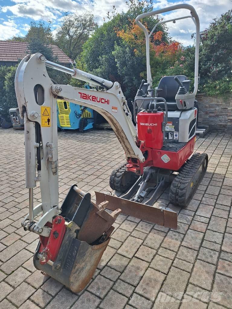 Takeuchi TB 210 R Mini Escavadoras <7t