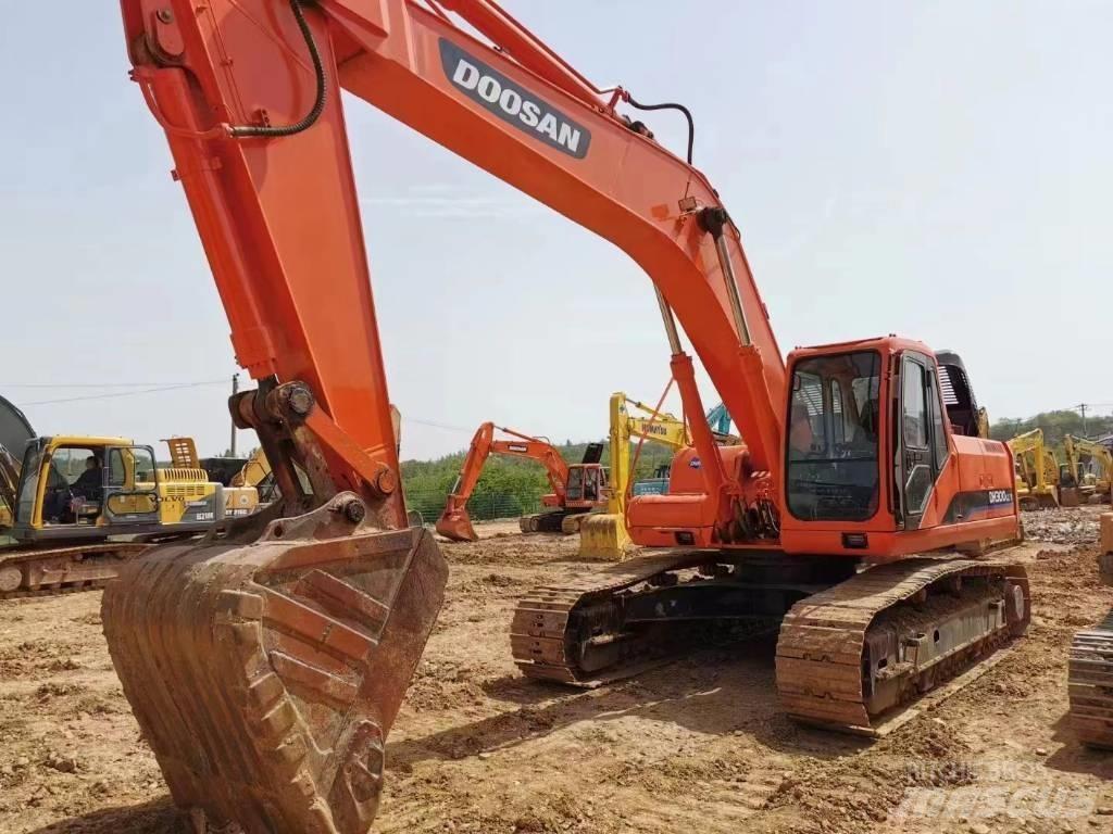 Doosan DH300LC-7 Escavadoras de rastos