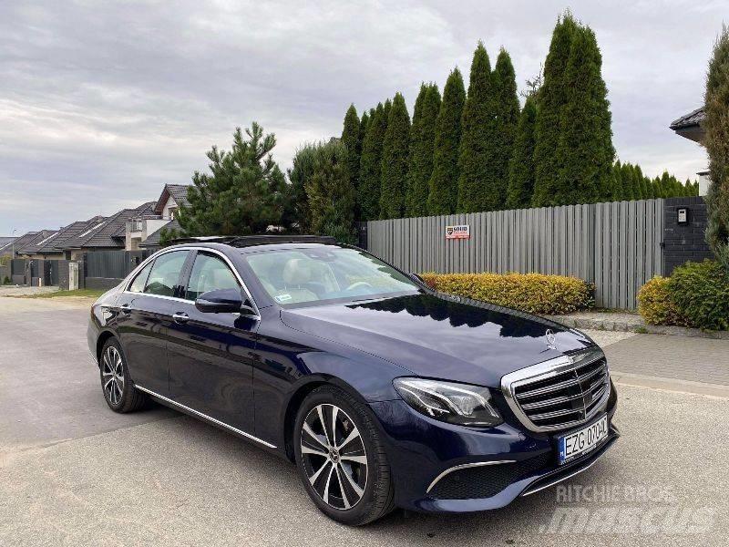 Mercedes-Benz E 300D Carros Ligeiros