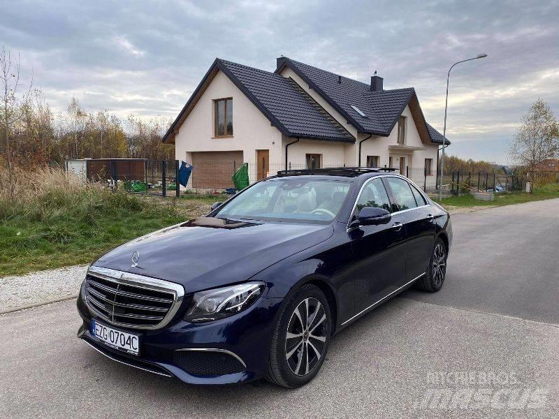 Mercedes-Benz E 300D Carros Ligeiros