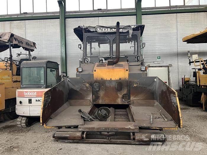 Volvo ABG 6870 Pavimentadoras de asfalto